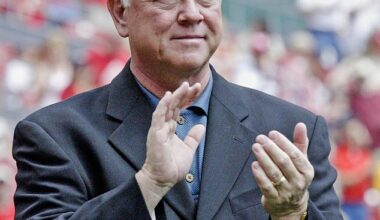 Former St. Louis Cardinals and the Cincinnati Reds general manager Walt Jocketty has died