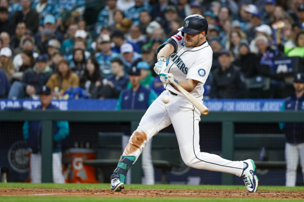 Luke Raley Out Six Weeks; Mariners Select Rhylan Thomas