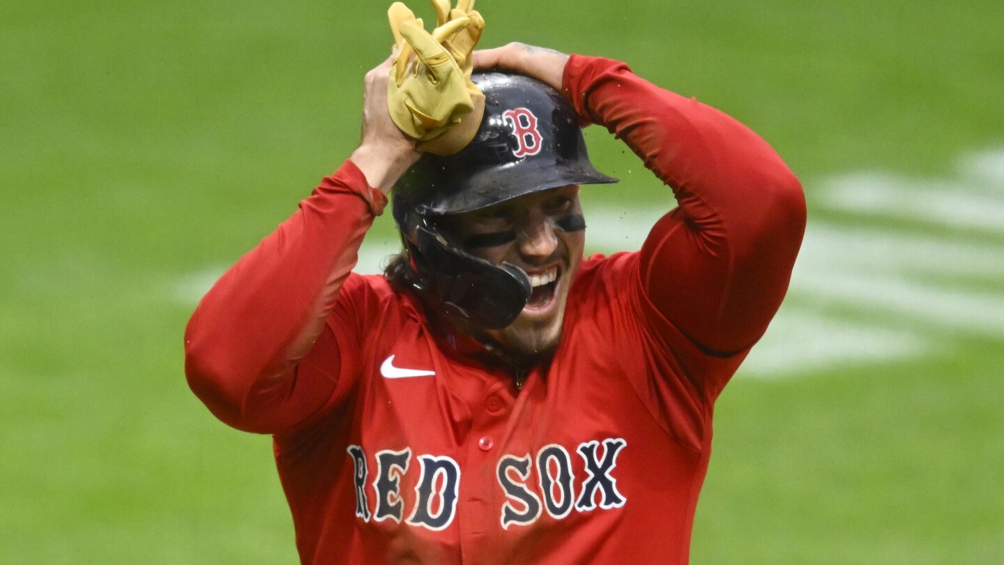 Party like it's 2009: Jarren Duran pulls off Boston's first straight steal of home in 16 years