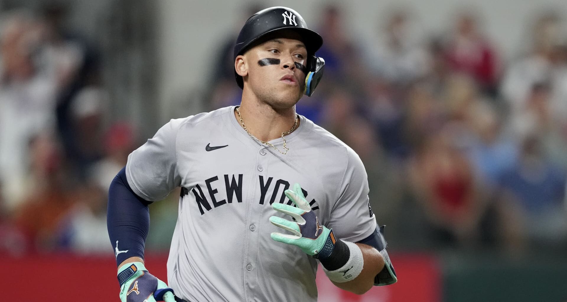 MLB playoff viewership rises in Yankees Guardians, Mets Dodgers series