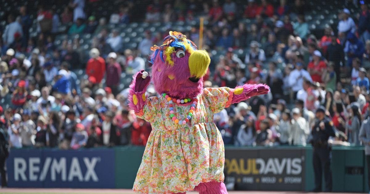 Guardians News and Notes: Moms Get Sunday Night Baseball