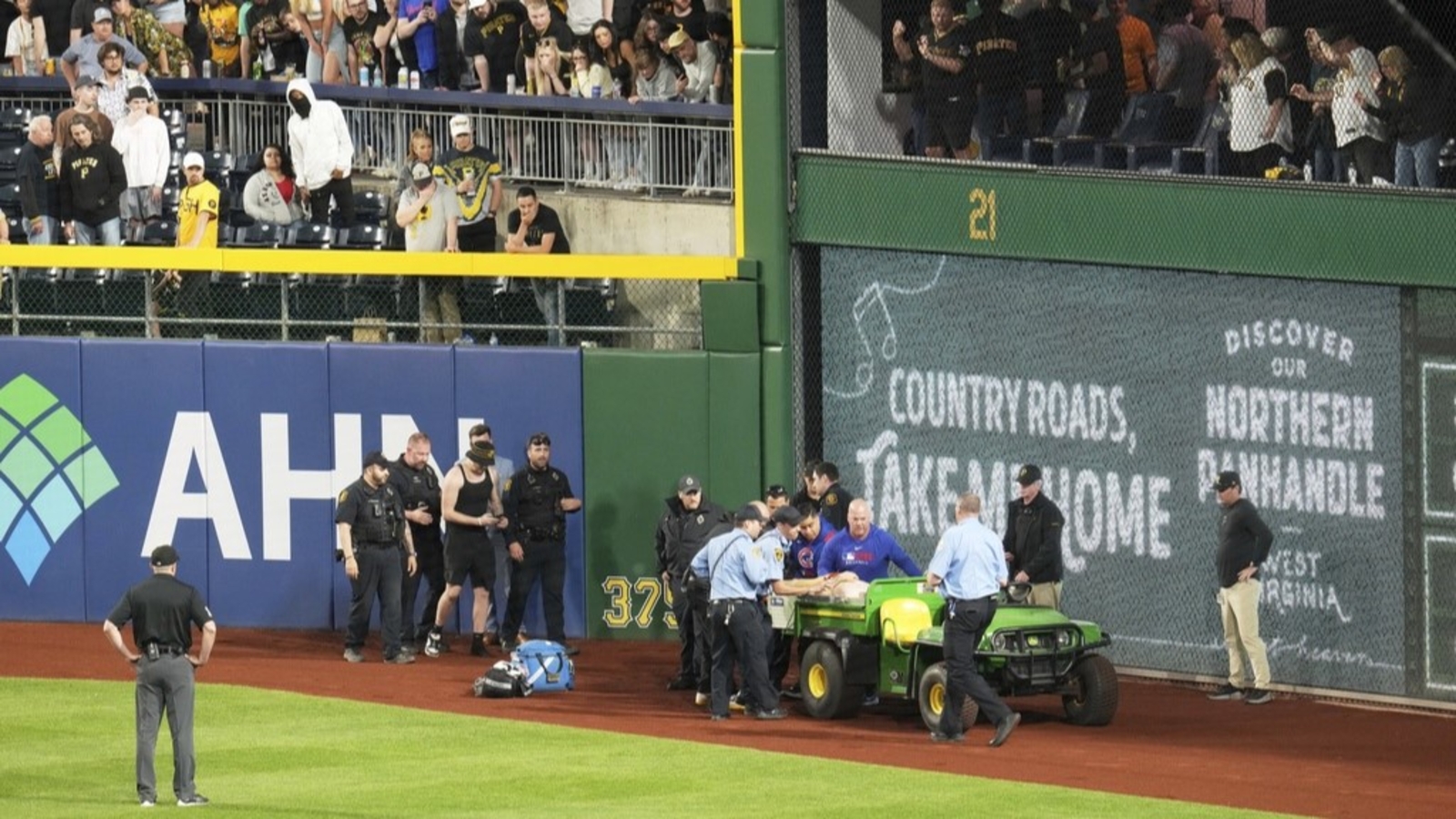 PNC Park fall: Fan injured after falling from Clemente Wall during Pirates-Cubs game