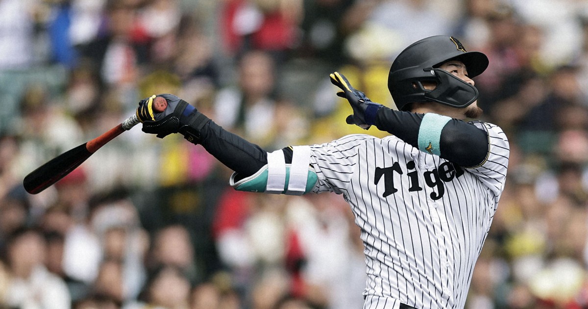 Baseball: Teruaki Sato's 2-homer, 6-RBI day leads Tigers romp over Carp