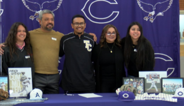 Canyon baseball star Zabien Urteaga signs with Temple College