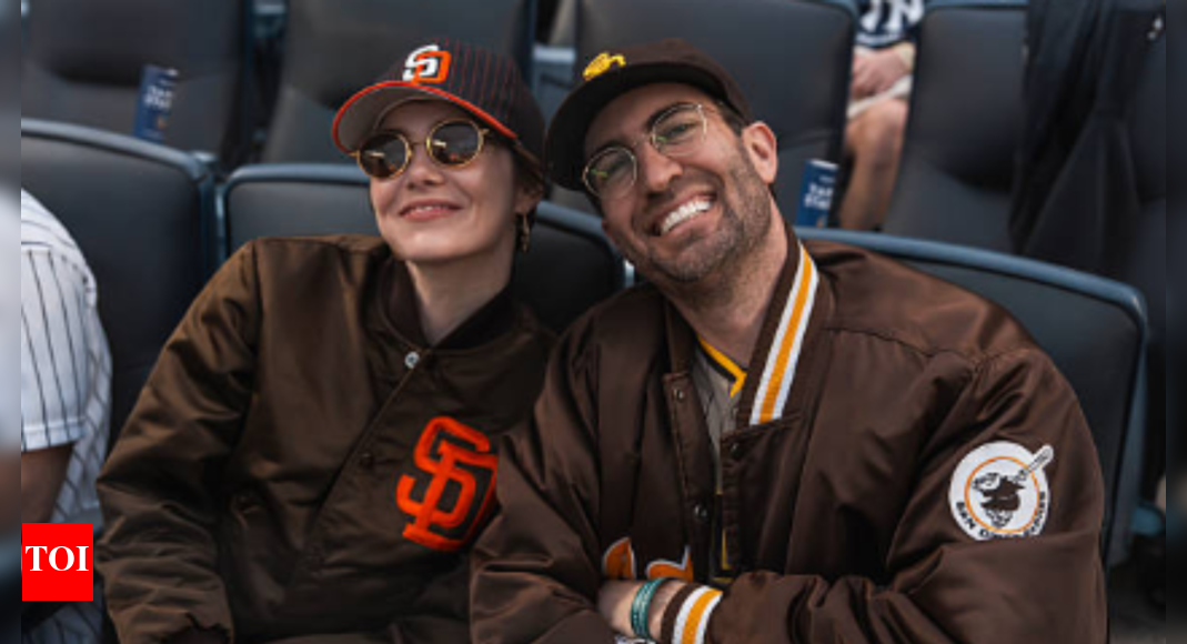 Popular Hollywood actress Emma Stone spotted cheering for Padres' pitcher after he struck out Aaron Judge | MLB News