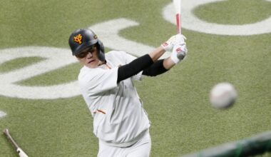 Baseball star Hayato Sakamoto told to pay back taxes on 240 mil. yen claims