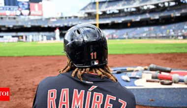 Jose Ramirez turns heads with legendary slide of the season for Guardians | MLB News