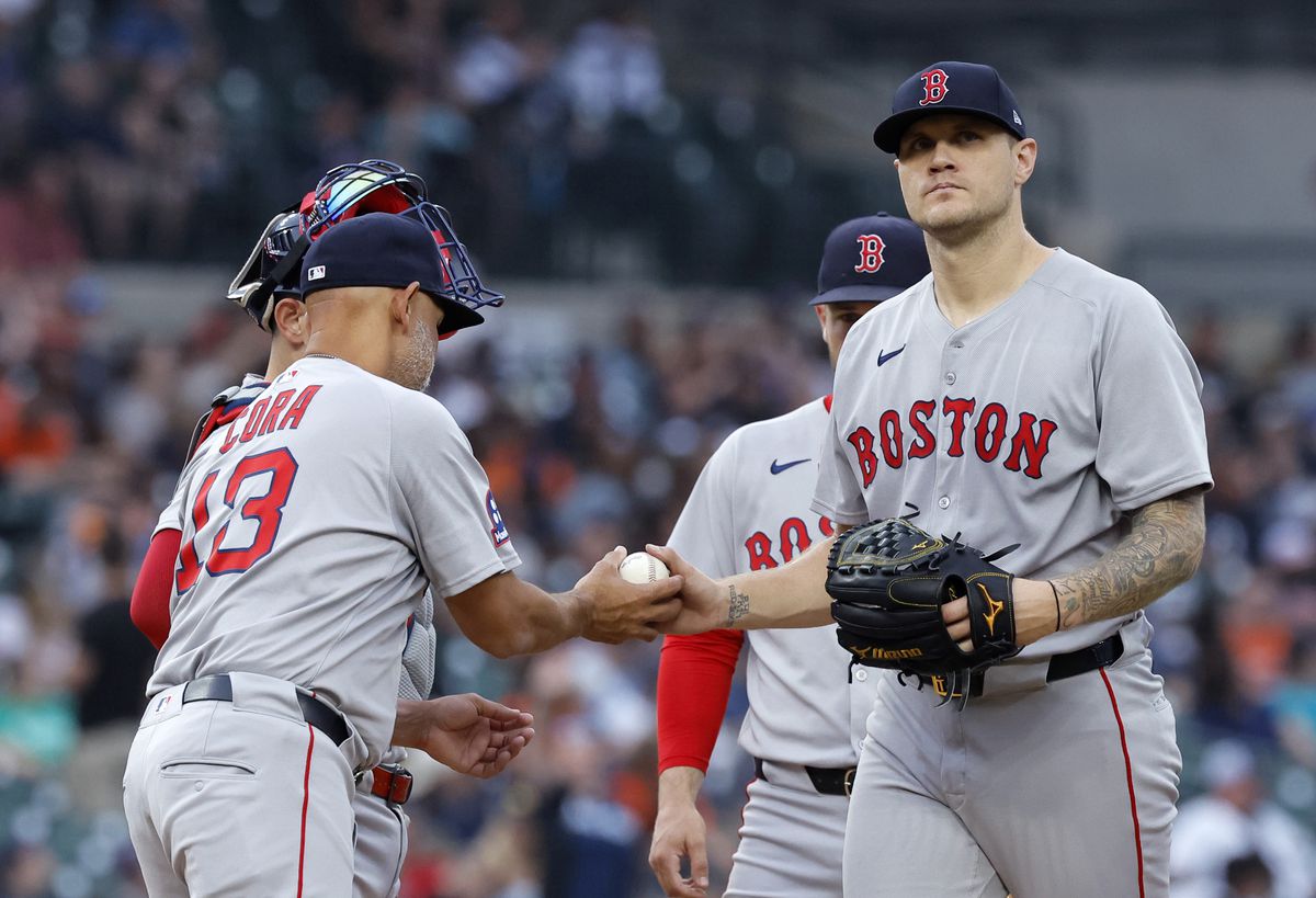 Boston Red Sox v Detroit Tigers