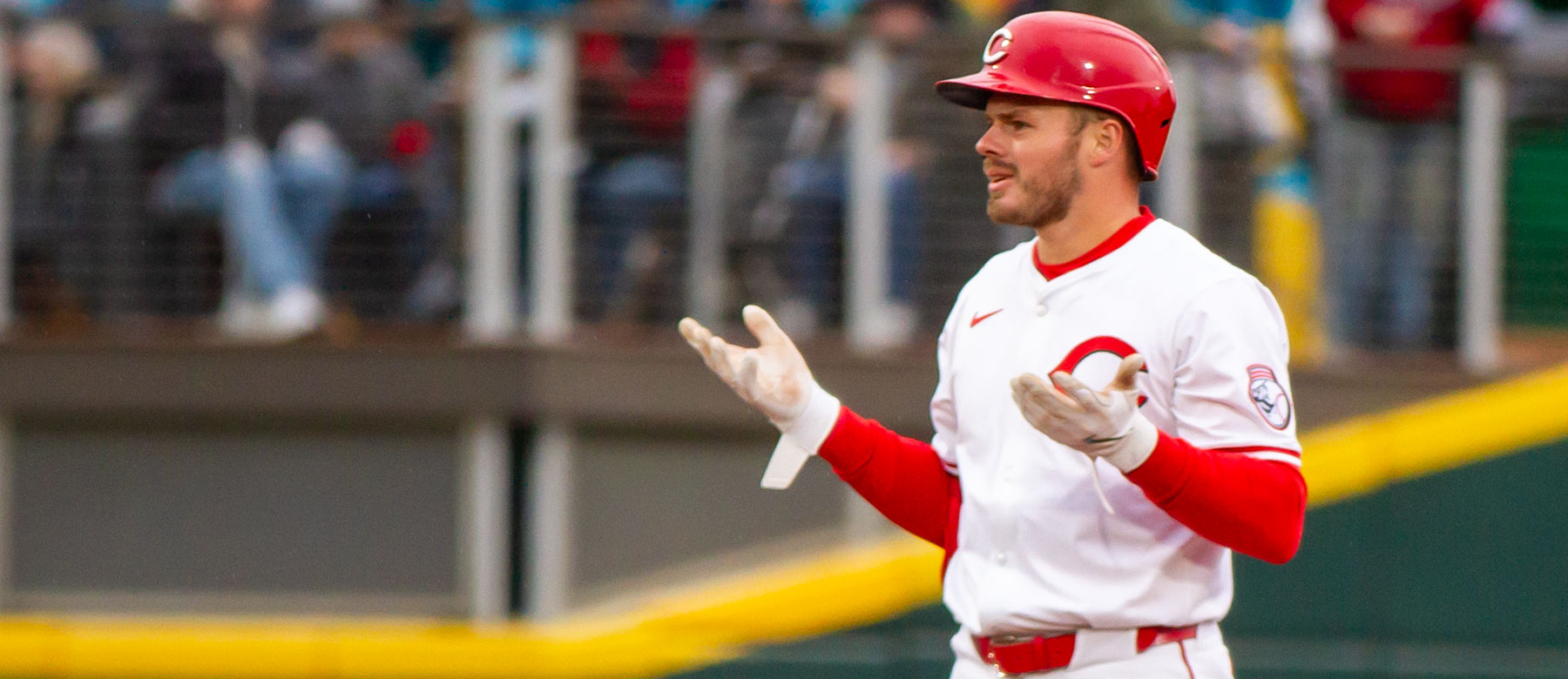 Reds rally in the late innings to win, move above .500 in Pittsburgh