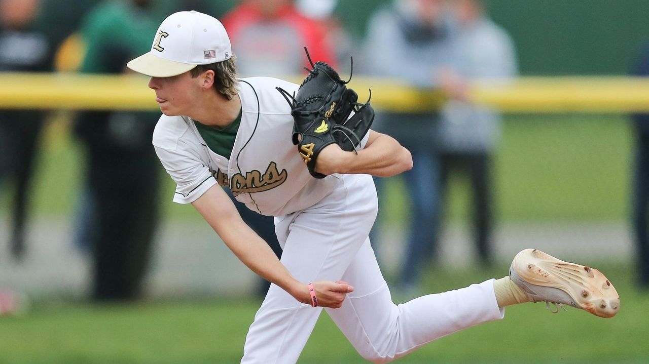 Longwood's Rivera no-hits Pat-Med in Suffolk playoffs