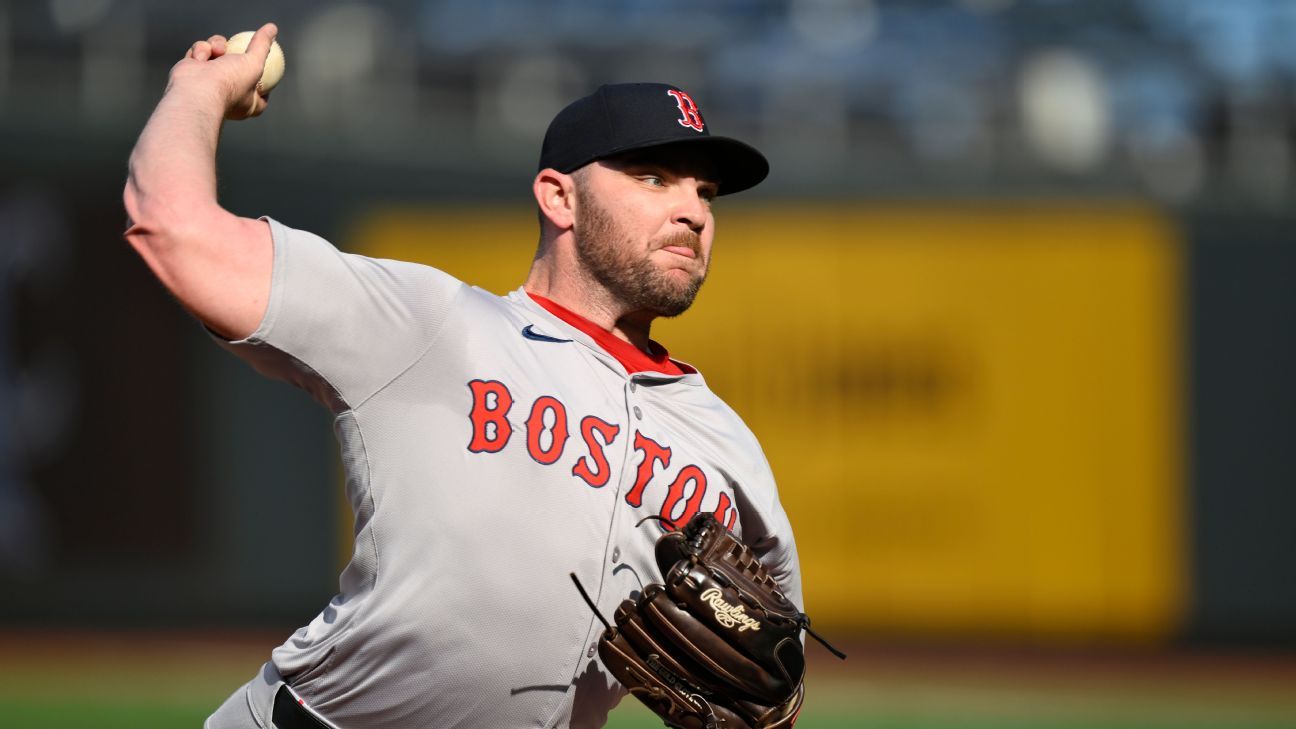 Red Sox P Liam Hendriks calls out 'vile' social media messages