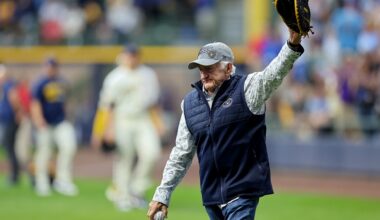 Brewers Bob Uecker golf umbrella giveaway Aug. 23
