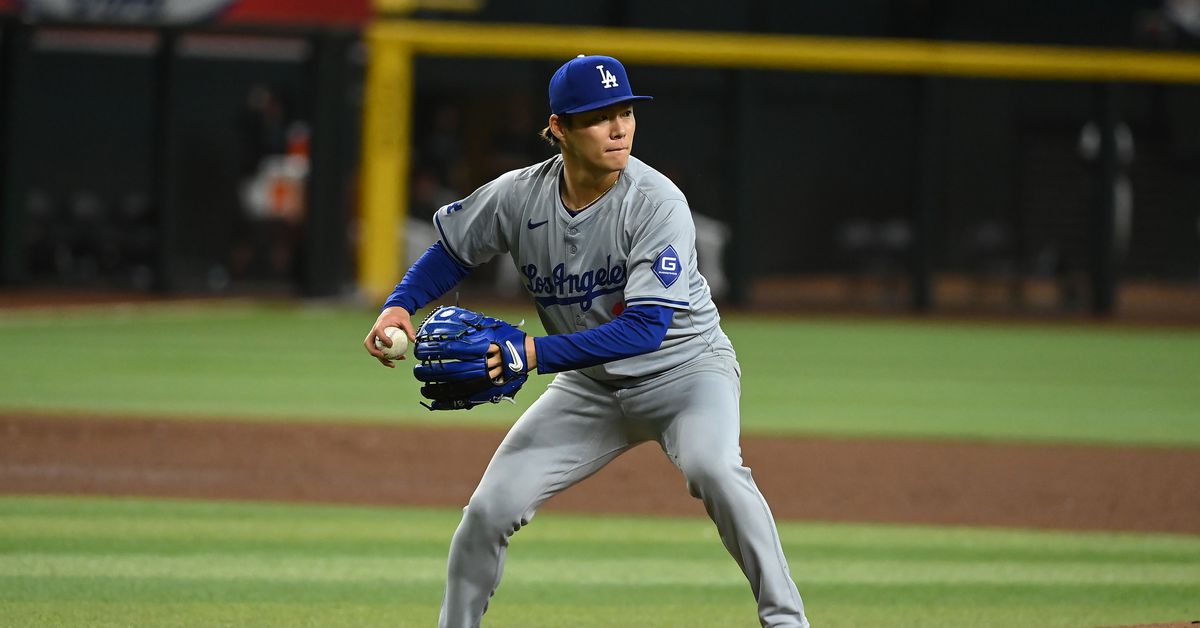 Dodgers at Diamondbacks game info, May 8, Chase Field, Phoenix