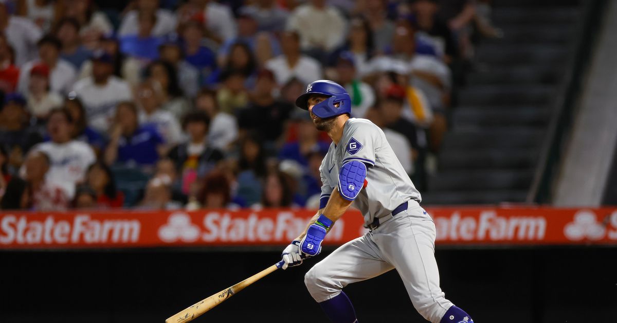Former Dodgers IF/OF Chris Taylor signs contract with Angels