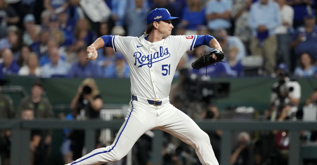 Game 56: Reds at Royals (7:40 PM ET) - Singer vs. Lynch