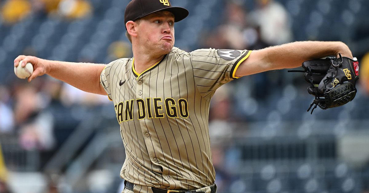 Stephen Kolek makes first MLB start, gets win