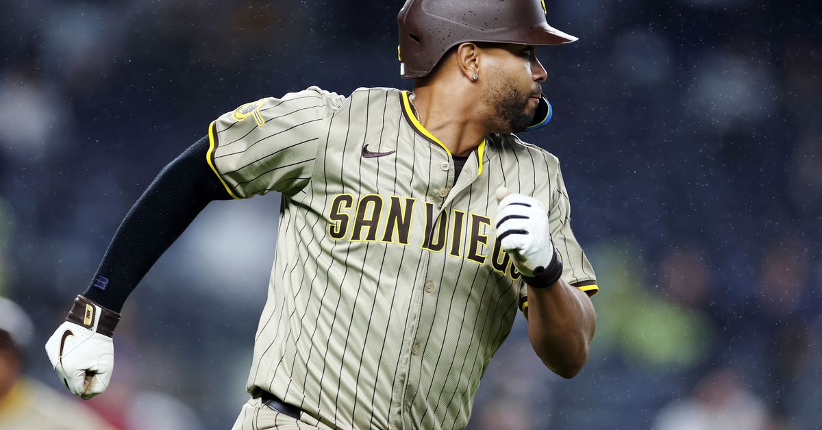 Padres seeing the old Xander Bogaerts resurface