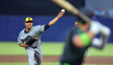 Jose Quintana to IL with shoulder issue