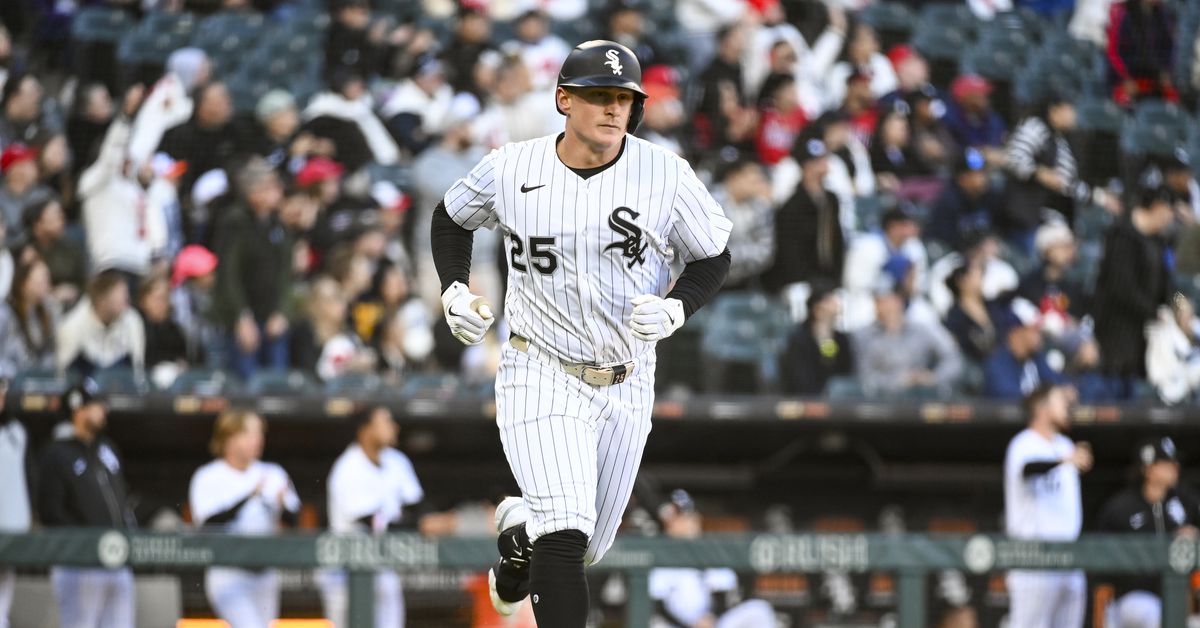 Chicago White Sox Scores & Standings: Shane Smith pitched a gem, but the White Sox bats and bullpen stayed cold