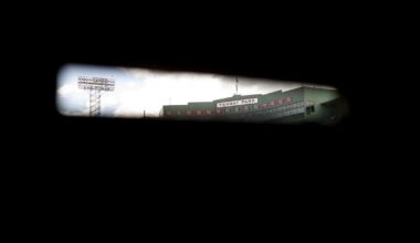 Texas Rangers blistered in Boston Red Sox in finale loss