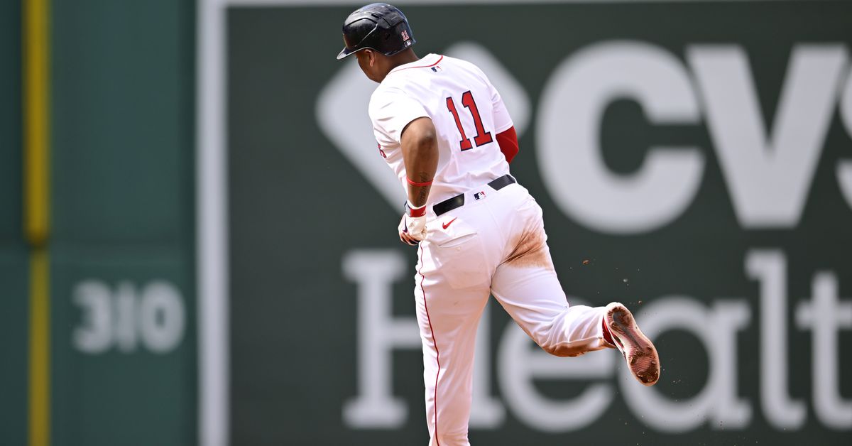 Red Sox’ Rafael Devers wins AL Player of the Week, lives out disgruntled employee dream