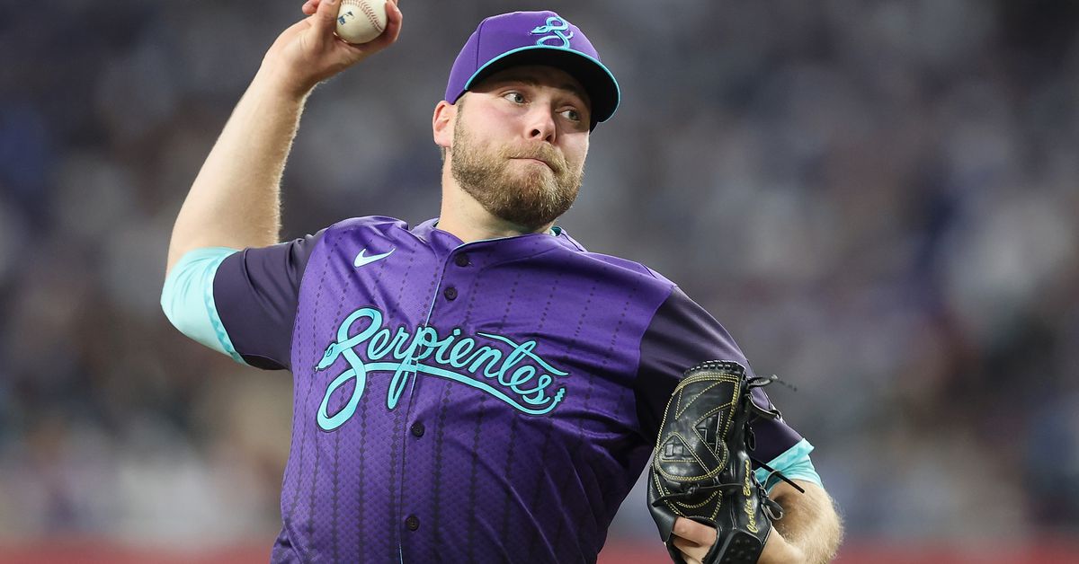 Diamondbacks 3, Los Angeles 0: The Ace Has Landed!