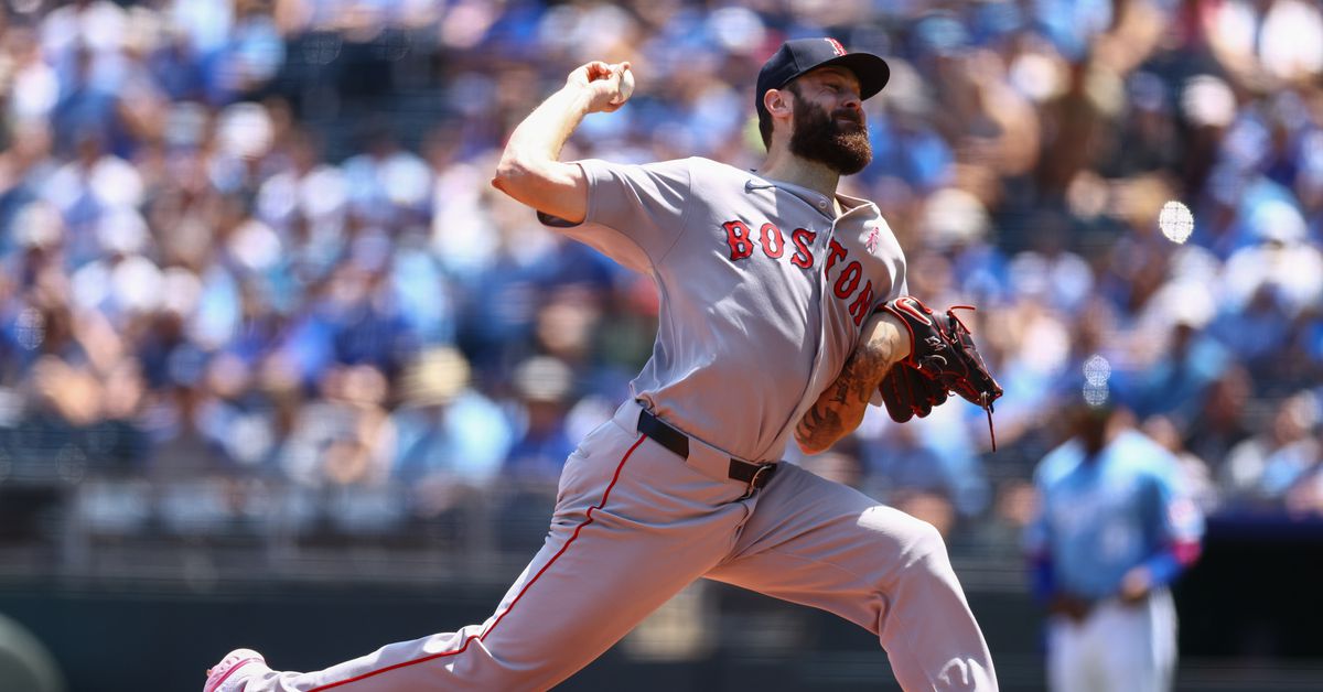 Red Sox 3, Royals 1: Giolito’s gas, Devers’ demolition drive Sox in KC