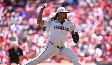 Guardians 1 - Reds 3: The Tale of Two Sliders