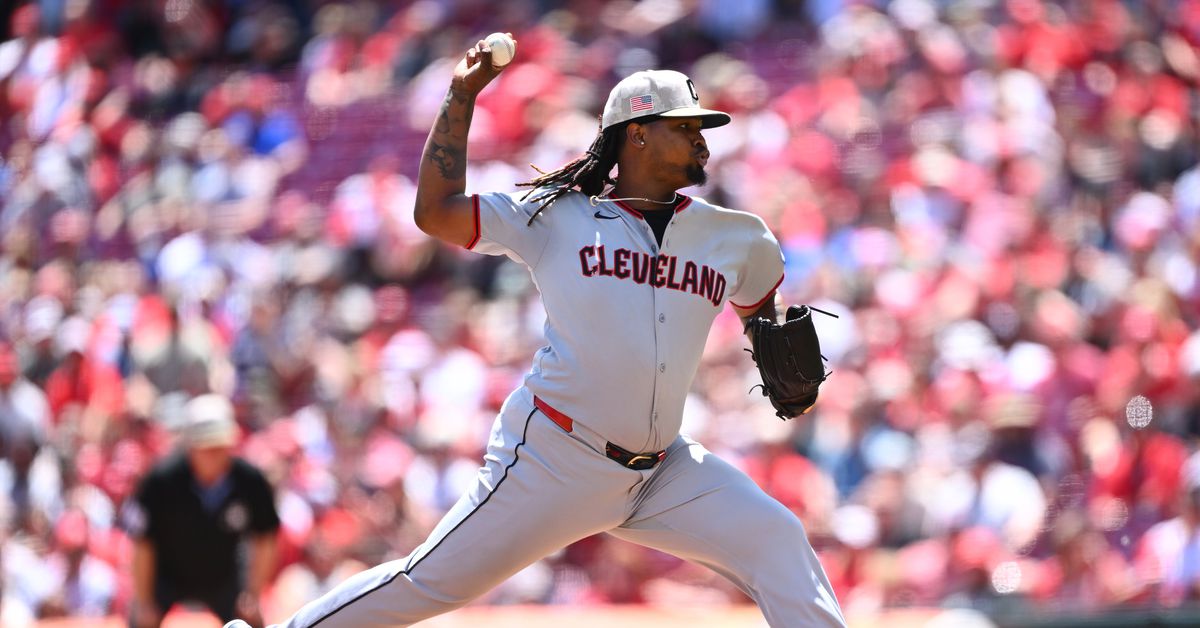 Guardians 1 - Reds 3: The Tale of Two Sliders