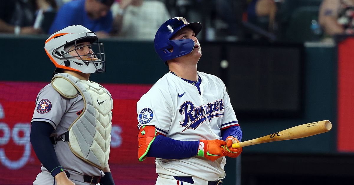 Game Thread: Astros vs. Rangers May 18, noon - The Crawfish Boxes