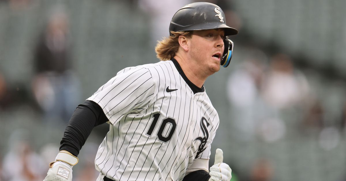 Bombs away, but not enough as Chicago’s power surge can’t zap Seattle Mariners