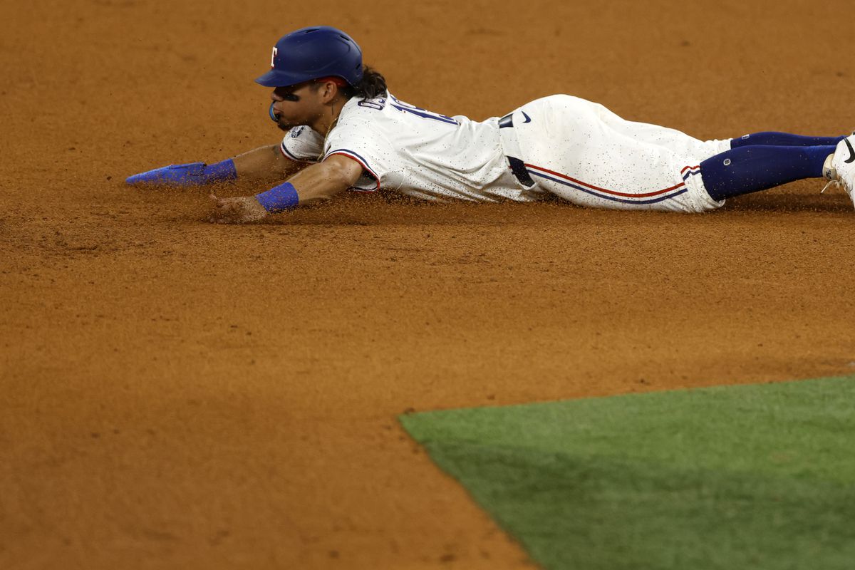 Toronto Blue Jays v Texas Rangers
