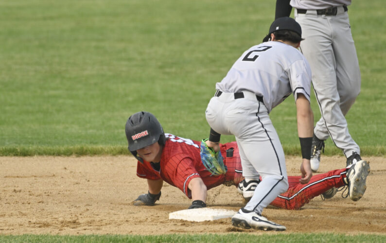 Dodgers split with No. 4 Waukee | News, Sports, Jobs