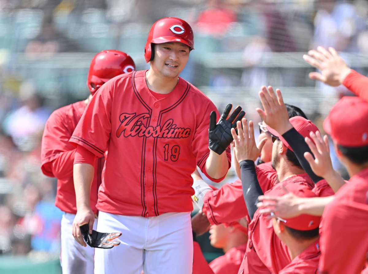 Can the Central League hold out against designated hitters?