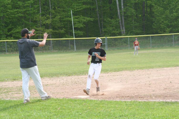 Jets blank Gladiators 13-0 in district baseball | News, Sports, Jobs