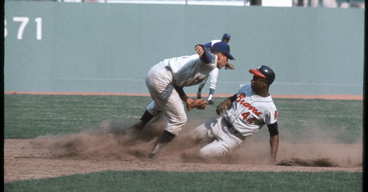 This Day in Braves History: Hank Aaron hits his 500th career double