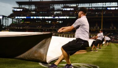 Yankees, Rockies stuck in rain delay during Sunday matinee