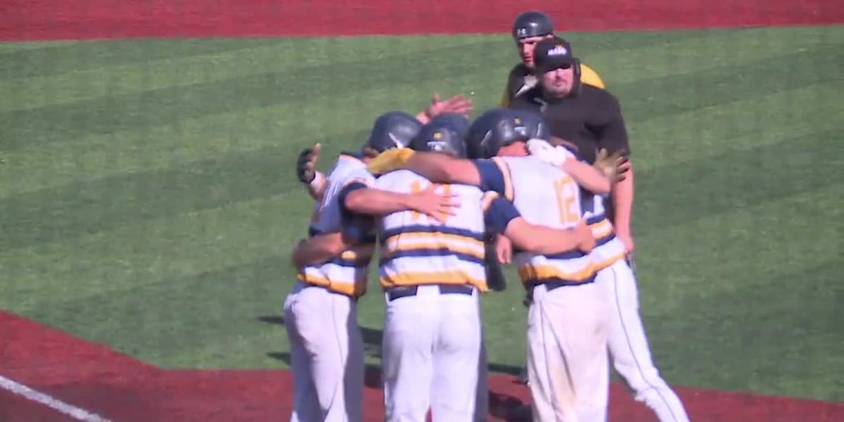 Augustana baseball snubbed from NCAA Tournament