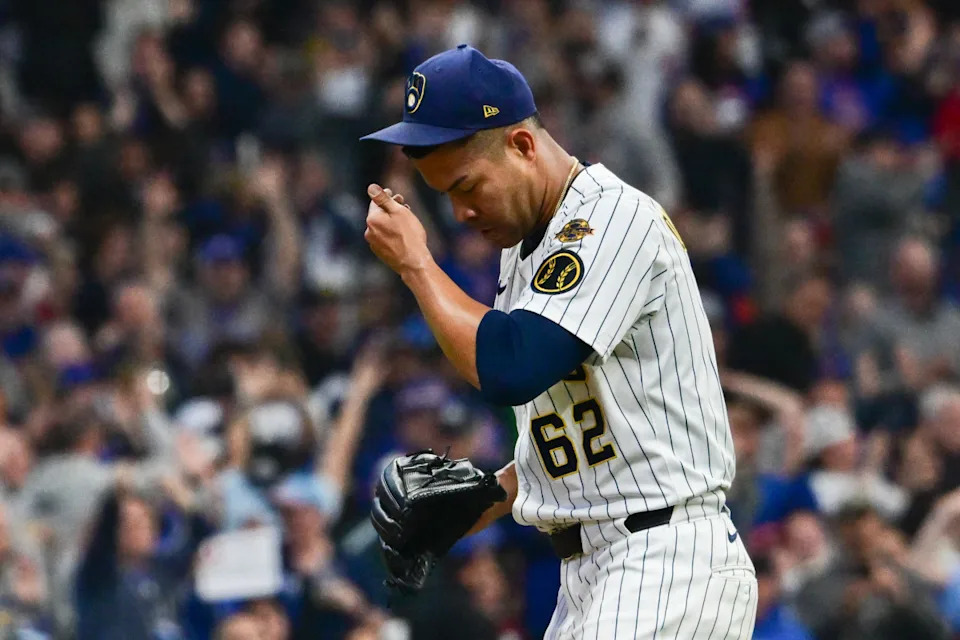 Milwaukee Brewers pitcher Jose Quintana against the Chicago Cubs in May 2025.Benny Sieu-Imagn Images