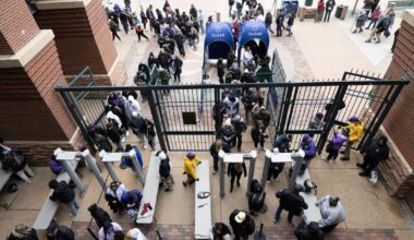 Coors Field attendance trends mirror years-long Colorado Rockies struggle | Sports Coverage
