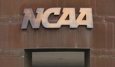 Former Division baseball volunteer coaches are in line to receive $32K each if settlement gets final OK | Sports