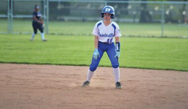 Lady Tigers fall in extra innings to Lady Pats | Sports