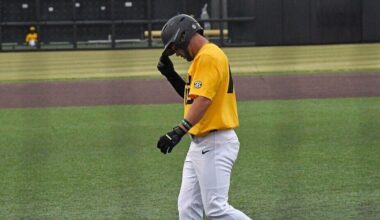 Mizzou baseball suffers 12th-straight loss in Border War thriller against Kansas |