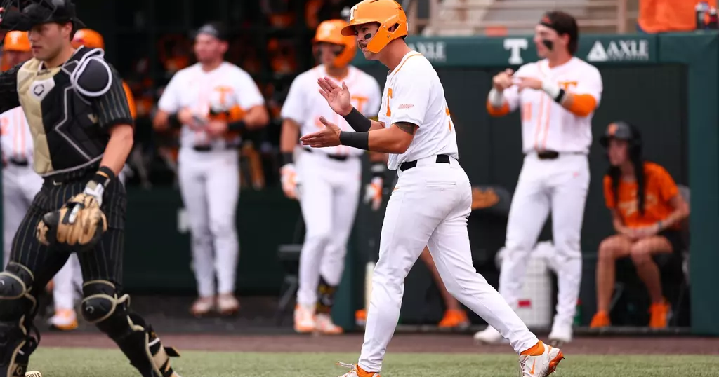 #11 Vanderbilt Commodores even up series with #15 Tennessee Volunteers with 10-6 win | Local Sports
