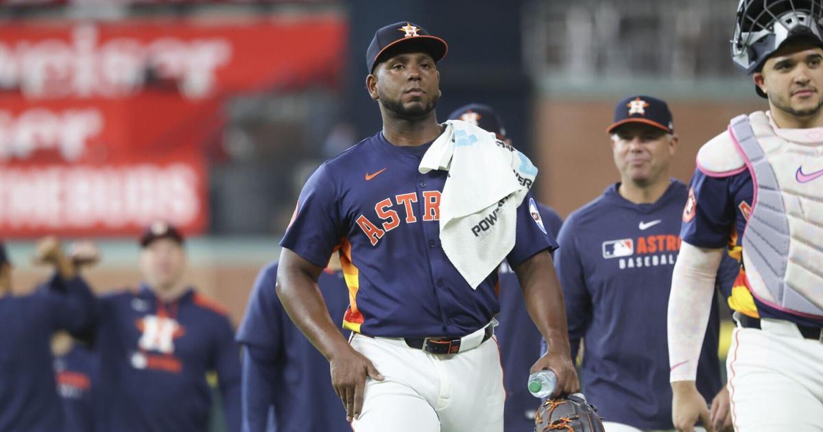 MLB: Cincinnati Reds at Houston Astros - Henry Herald