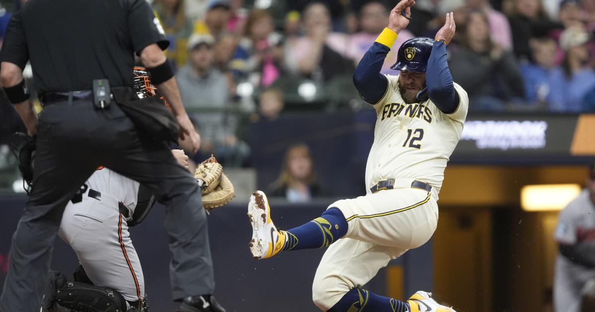 Contreras' RBI single in 8th helps Brewers win 5-4, hand Orioles their 7th straight loss | Local Sports