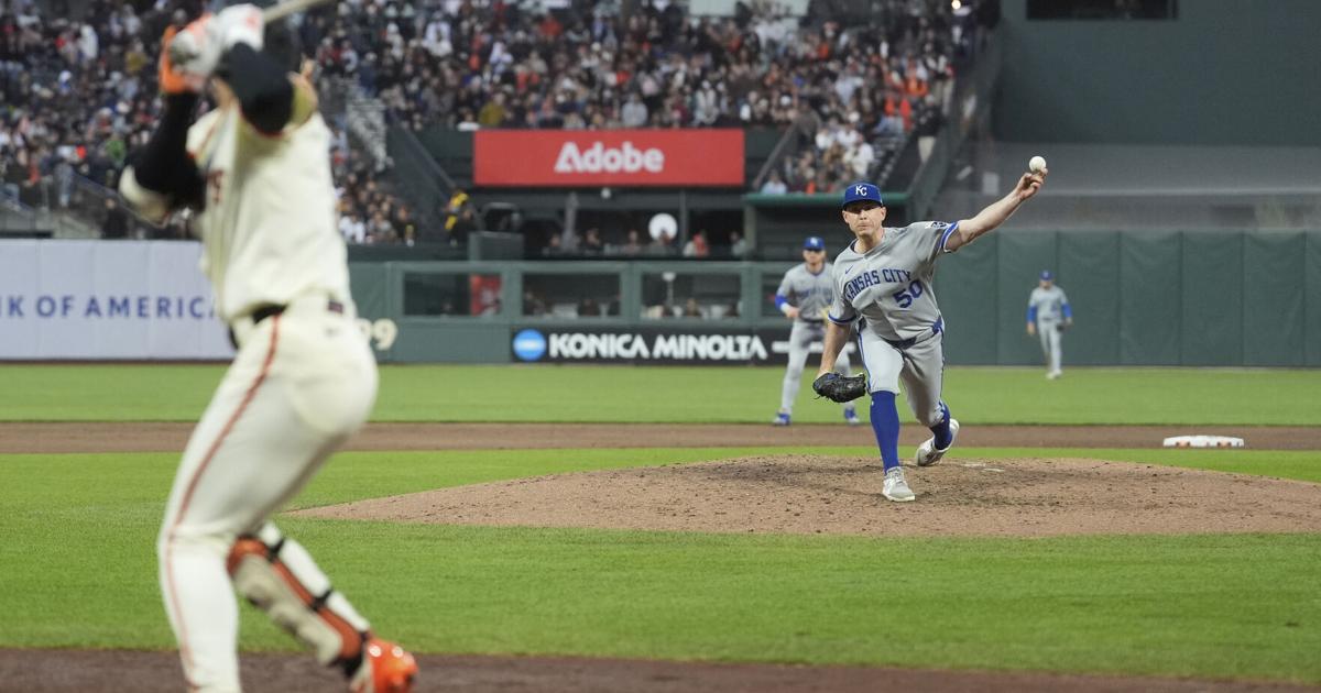 Kris Bubic loses no-hit bid for Royals on official scoring change but enjoys fantastic homecoming | National Sports