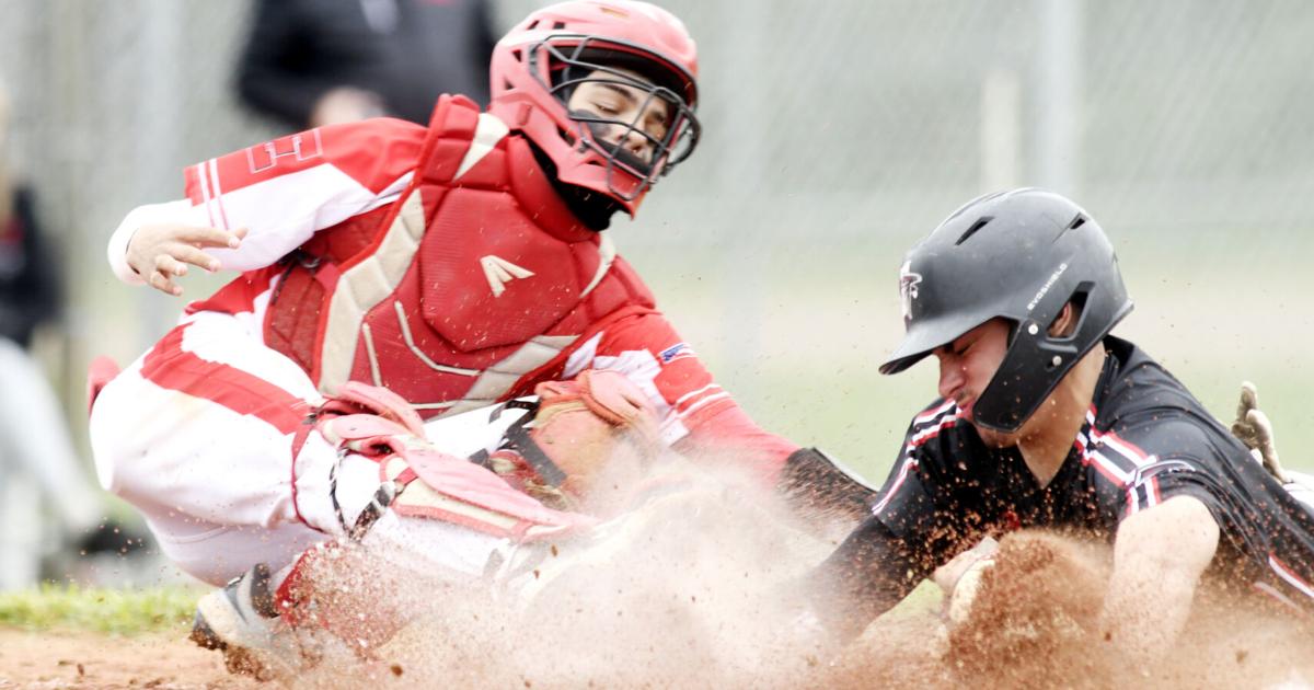 Jefferson defeats Edgewood, advances to district semi-final |