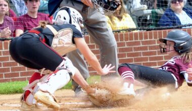 Lady Maroons run-rule Wayne in regional tournament | Sports