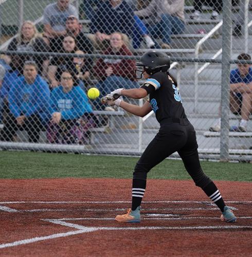 5-27 fc delilah rodriguez bunt vs pc.tif